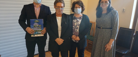 Podpisanie umów z Grantobiorcami – Grant „Czas wolny dla dzieci, młodzieży i seniorów”.