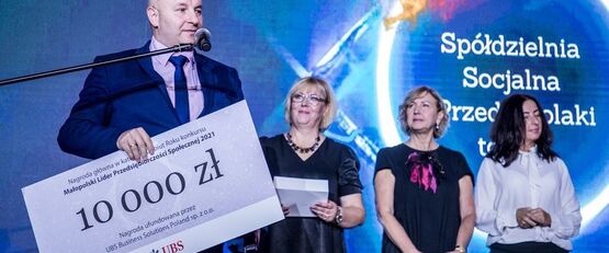 Spółdzielnia Socjalna "PRZEDSZKOLAKI TO MY" -    z tytułem Małopolskiego Lidera Przedsiębiorczości Społecznej w kategorii Debiut Roku